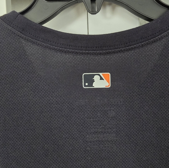 Brand New Nike MLB Detroit Tigers Baseball D Logo T Shirt Mens Size Medium Navy - Picture 8 of 11